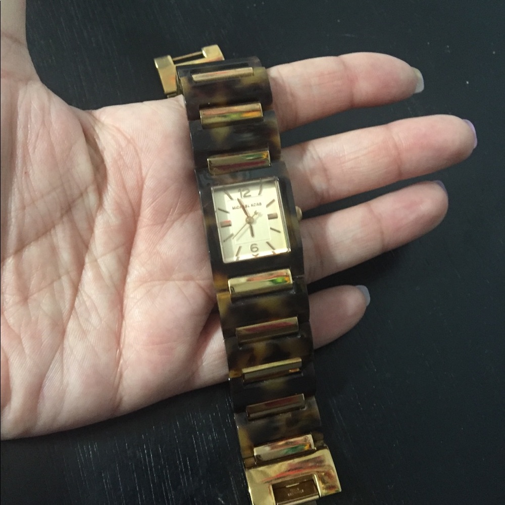 ⭐️MK Tortoise Watch